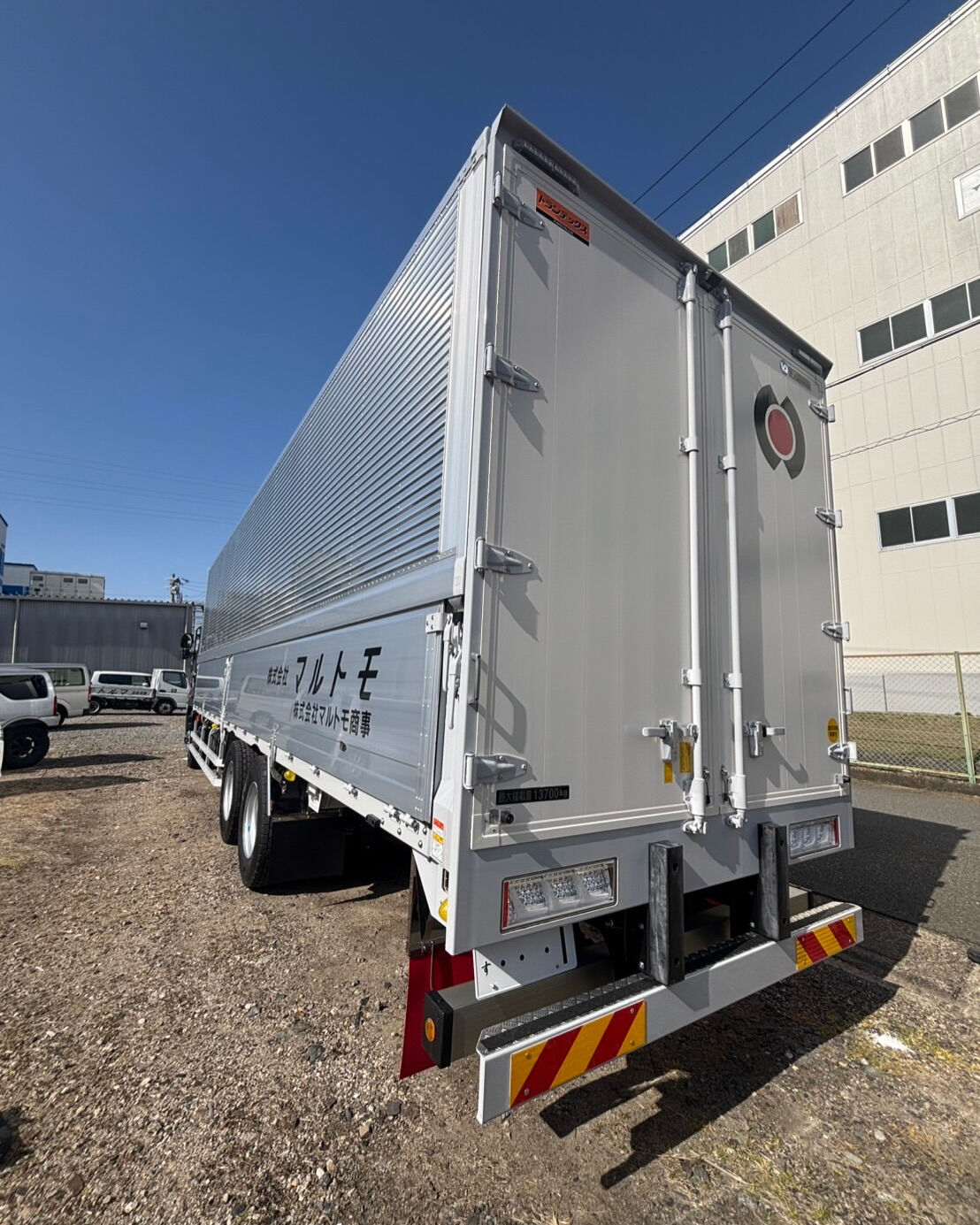 【トラックを納車しました】